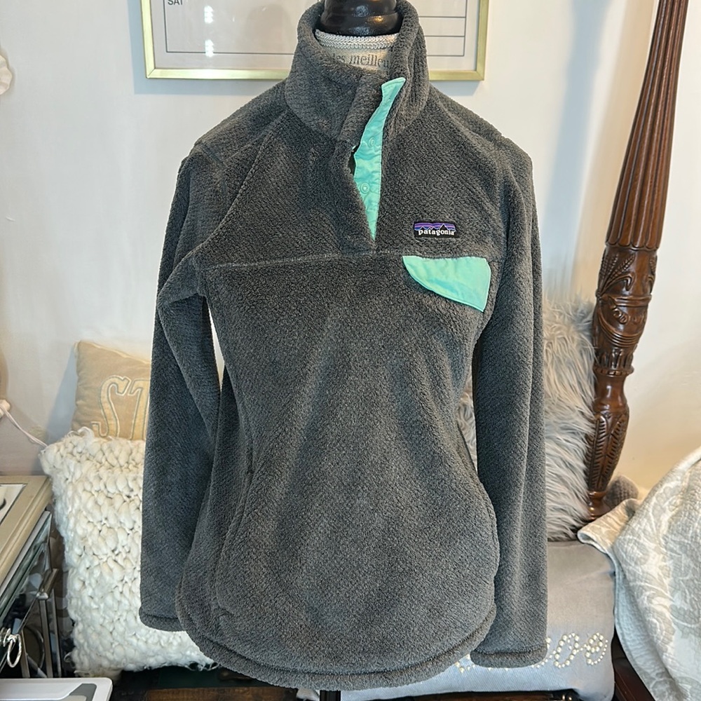 Patagonia pull over fleece